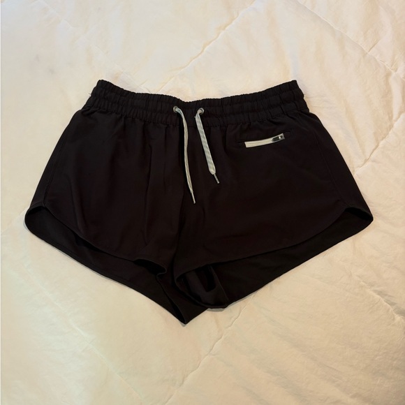 Vuori Women's Black Athletic Shorts - Picture 1 of 3